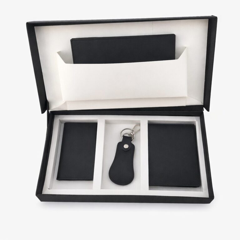 The Founder’s Choice Leather Pack 4 in 1